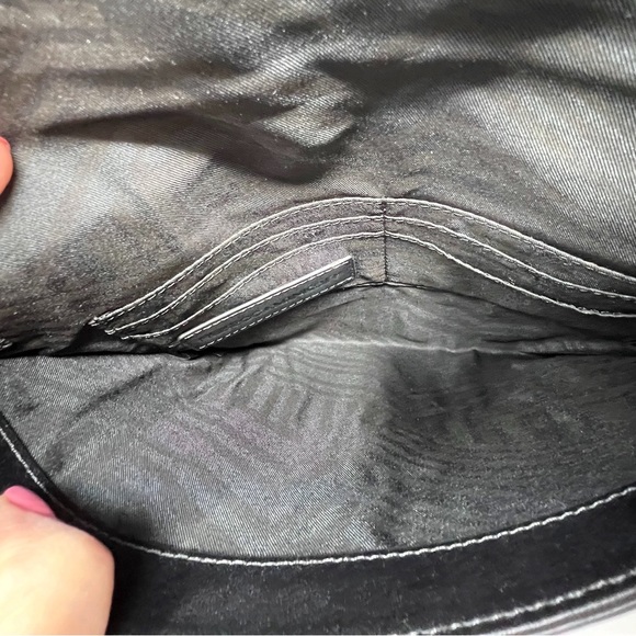 REBECCA MINKOFF BLACK LEATHER,SILVER & GOLD FLORAL APPLIQUÉ LEO ENVELOPE CLUTCH - Picture 4 of 6